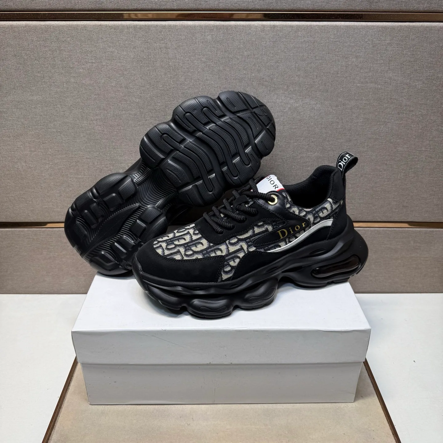 Men's men's shoes 💰pp442 [Dior~] Men's casual shoes 2025z cabinet sales simultaneously 🔶Size: 38-44 #️⃣ 🔷2 colors🔜The upper is made of multi-material splicing➕Mesh lining, comfortable and breathable, sole: original comfortable and wear-resistant outsole, ⚠️real thing📱photographed🎬real thing is better📢📢📢